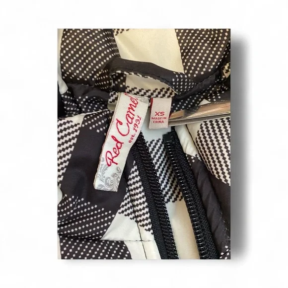 Red Camel Women’s Black White Buffalo Plaid Puffer Vest XS - Picture 2 of 6